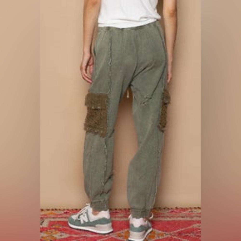 POL Knit Drawstring Pants with Pockets - Picture 2 of 2